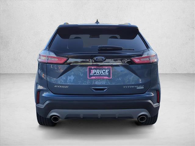 Used 2019 Ford Edge Titanium image 3