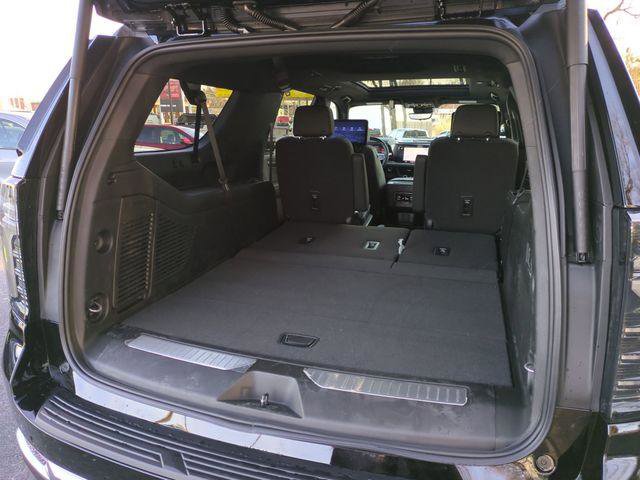 New 2026 Chevrolet Suburban High Country image 29