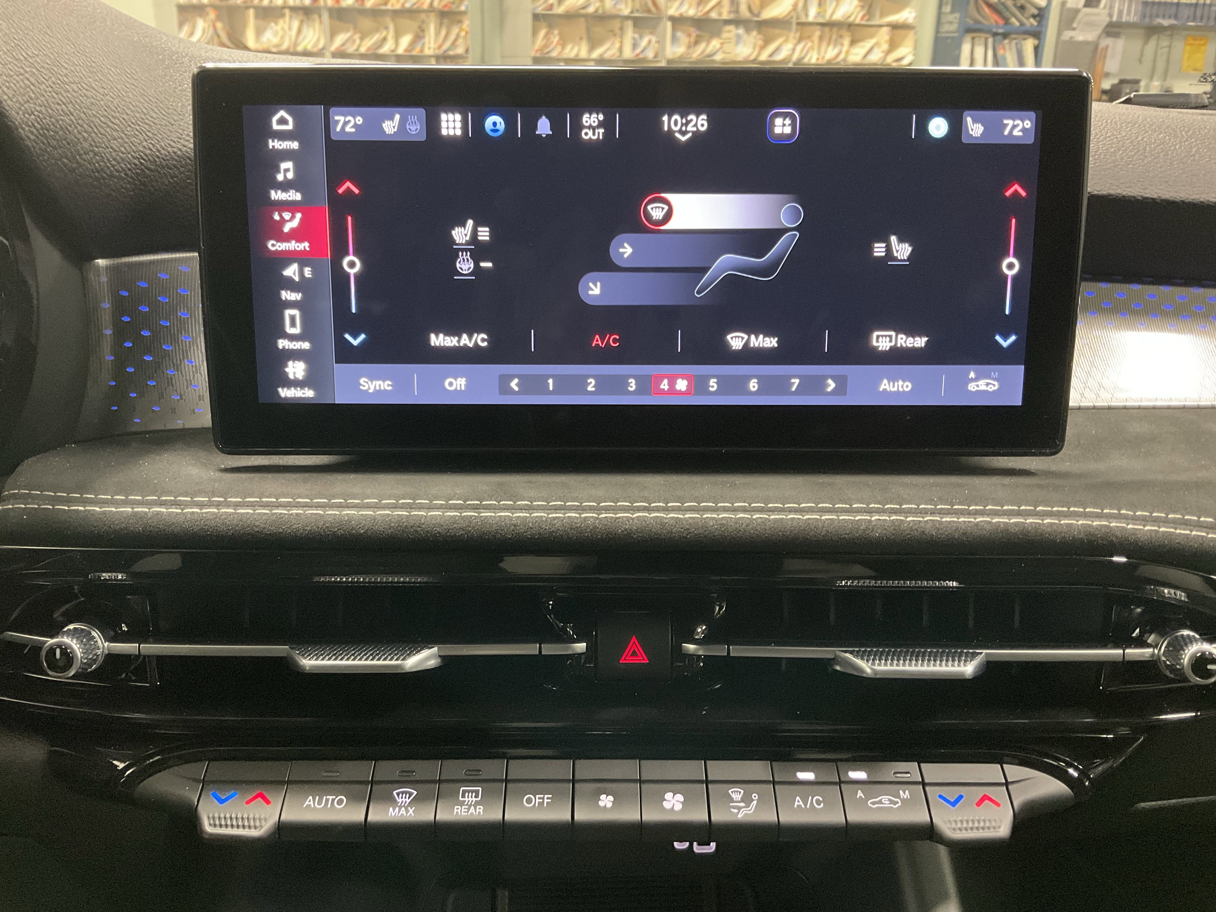 New 2026 Alfa Romeo Tonale image 14