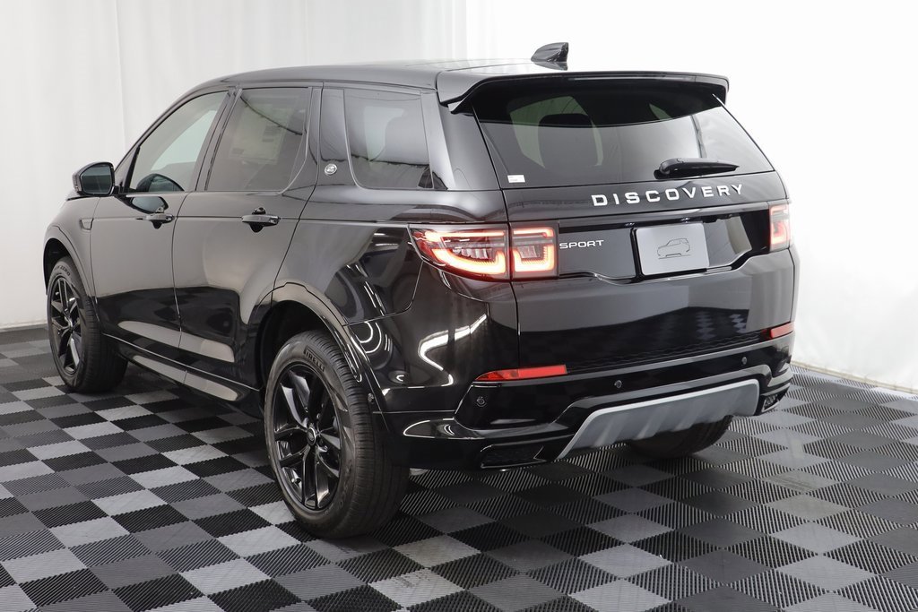 New 2025 Land Rover Discovery Sport S image 16