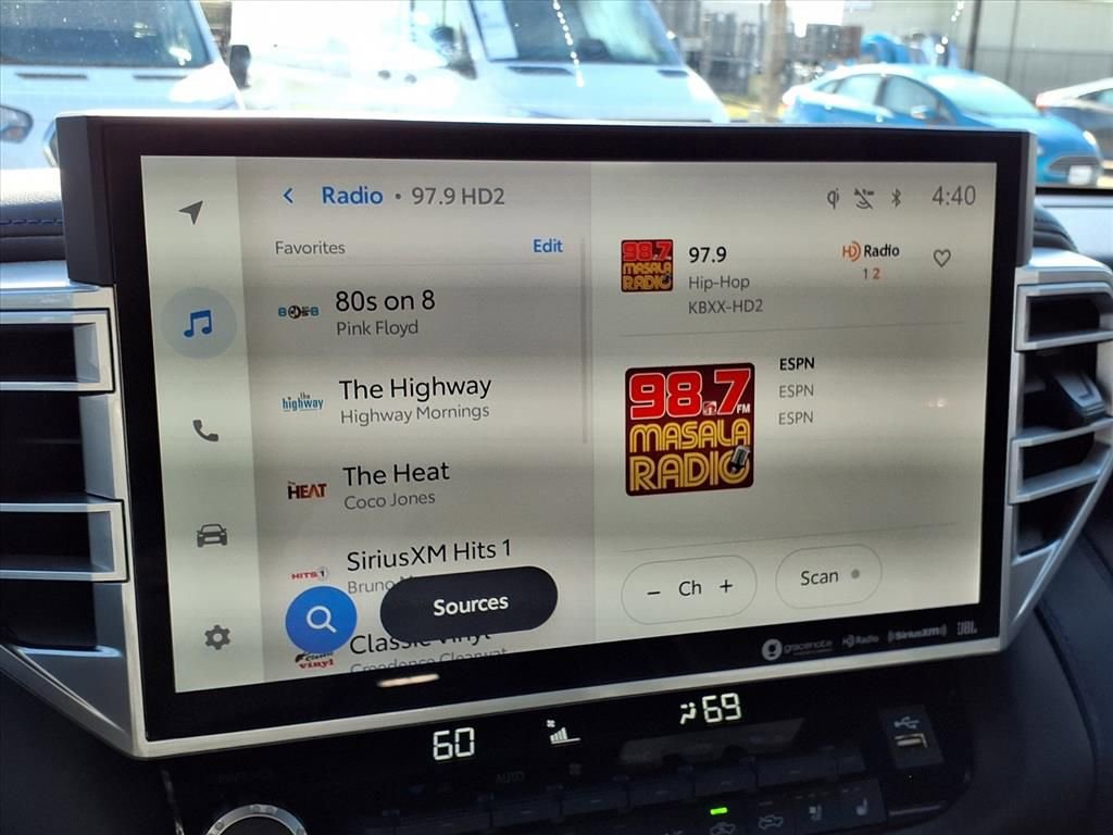 Used 2022 Toyota Tundra Platinum w/ Advanced Package image 22