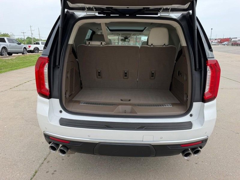 Used 2022 GMC Yukon Denali image 5
