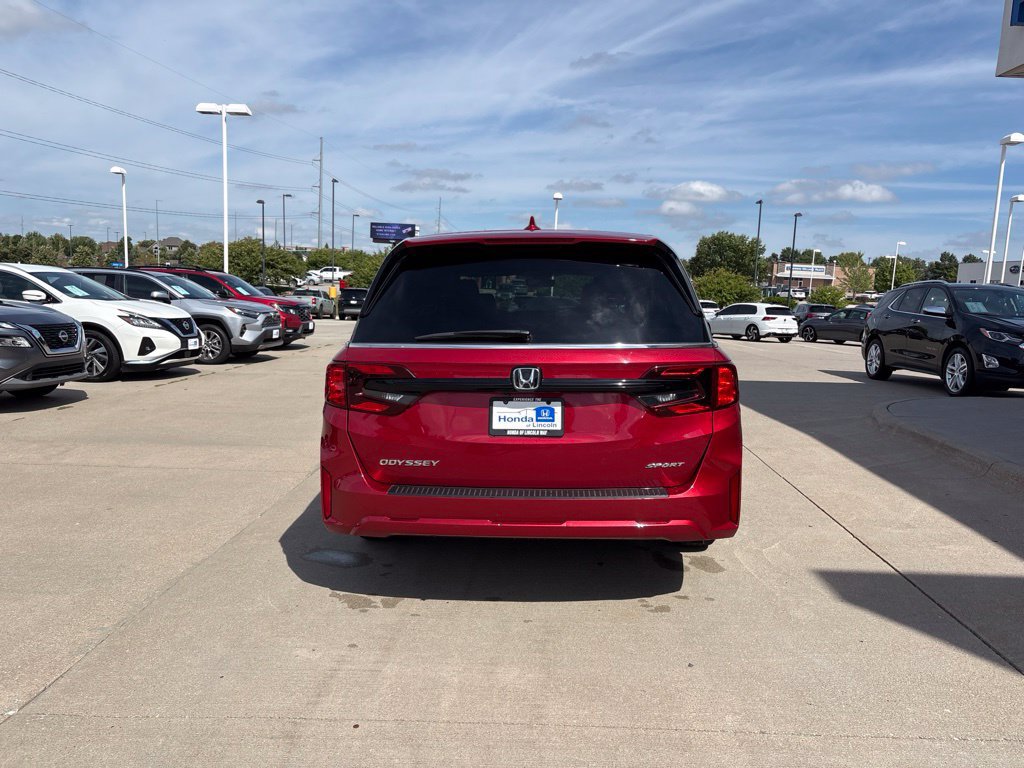 Used 2025 Honda Odyssey Sport-L image 6