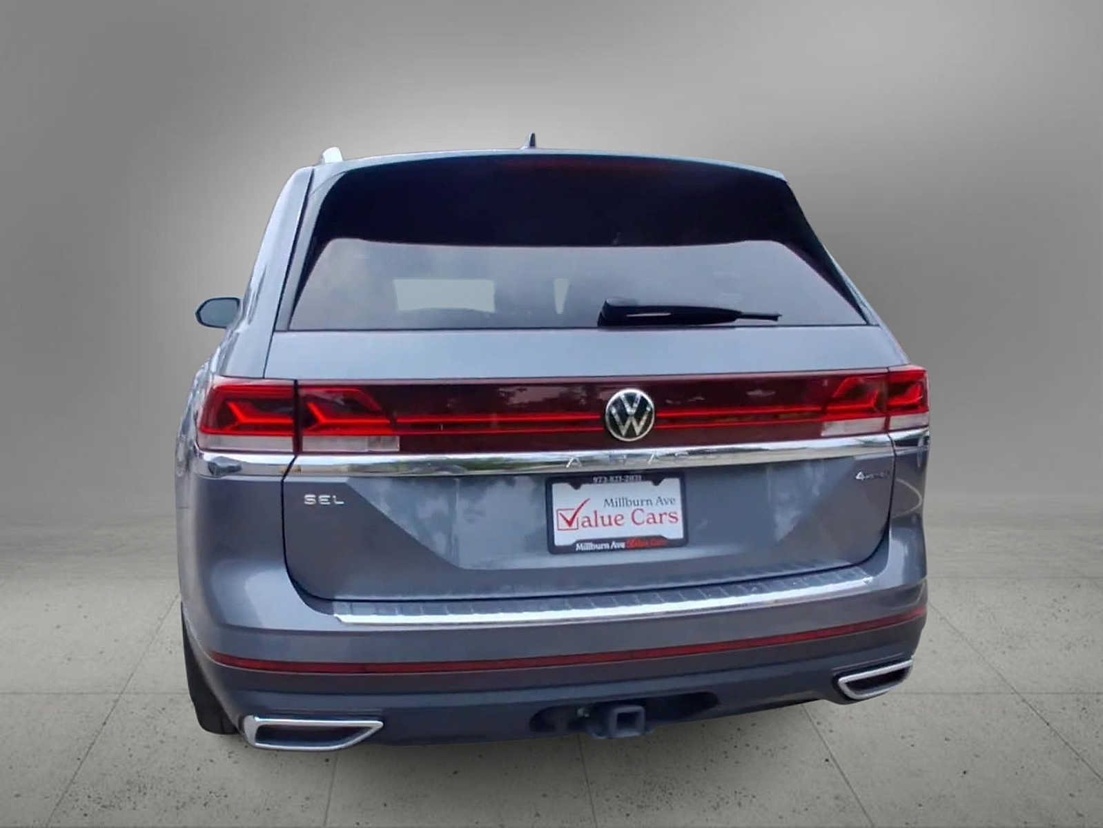 Used 2024 Volkswagen Atlas SEL AWD/4WD image 7