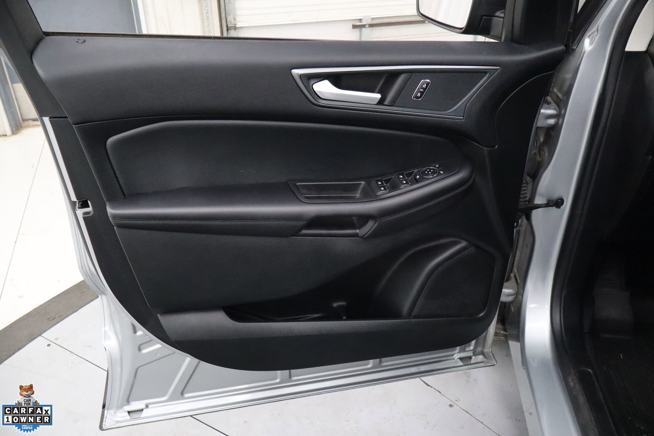 Used 2024 Ford Edge SE image 14