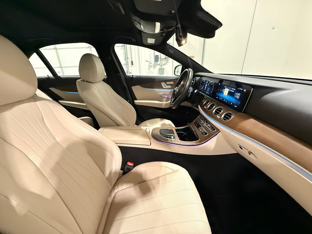 Used 2022 Mercedes-Benz E 350 Sedan w/ AMG Line Exterior image 33