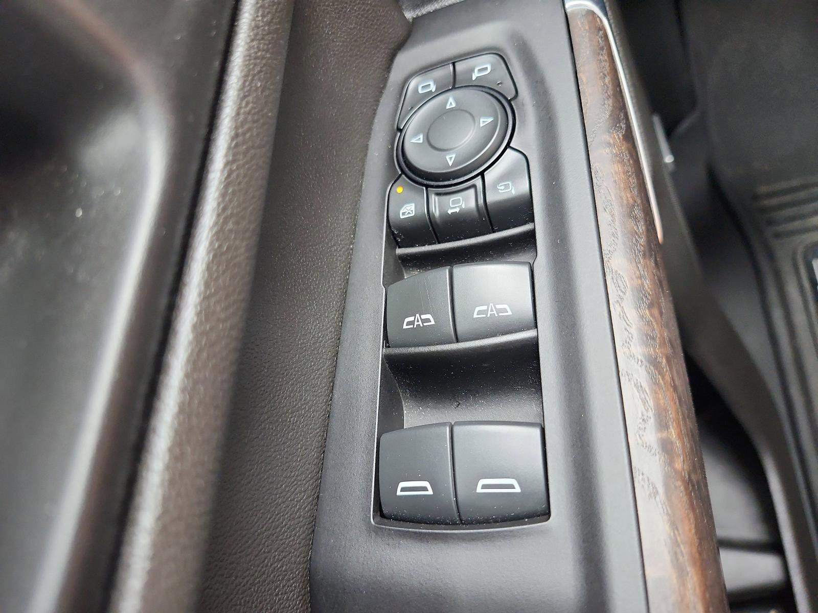 Used 2022 GMC Sierra 2500 Denali w/ Technology Package AWD/4WD image 22