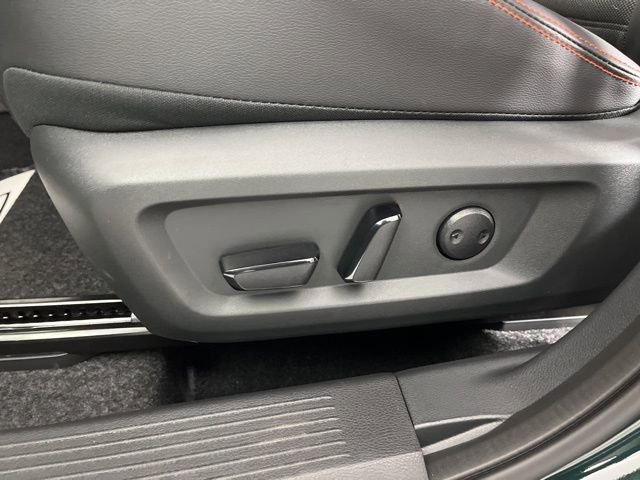 New 2026 Nissan Rogue SV image 31