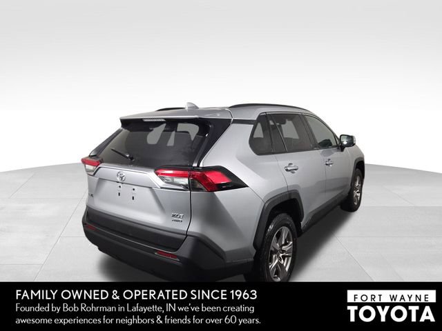 Used 2025 Toyota RAV4 XLE image 7
