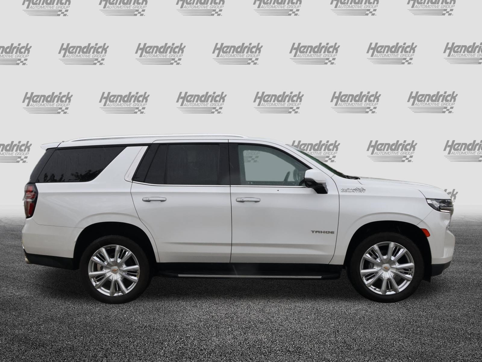 Used 2022 Chevrolet Tahoe High Country AWD/4WD image 10