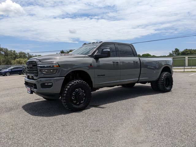 Used 2026 RAM 3500 Laramie w/ Night Edition AWD/4WD image 8
