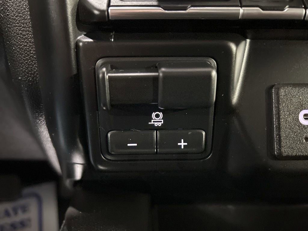 Used 2021 Chevrolet Silverado 1500 LT Trail Boss image 30