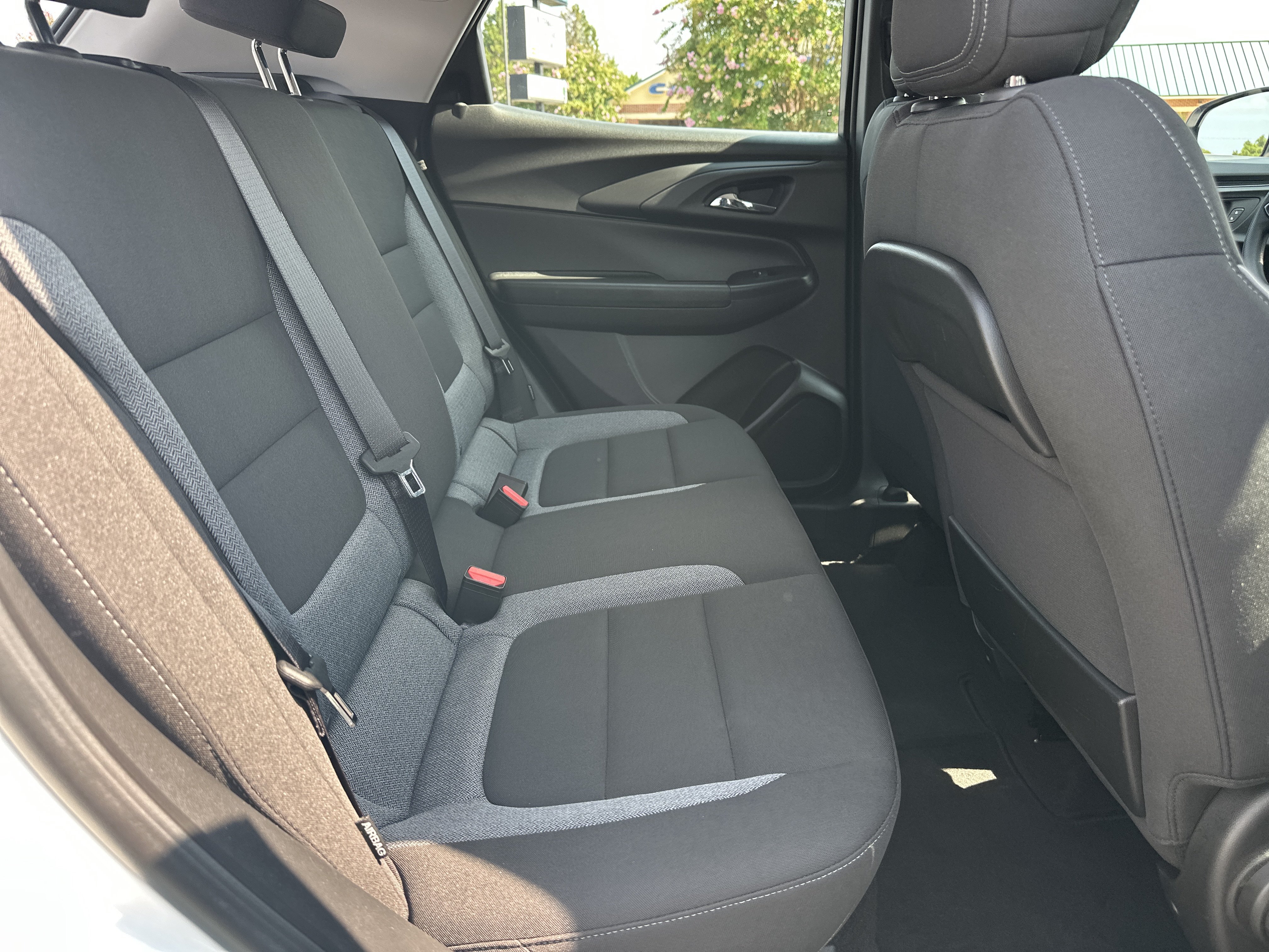 Used 2023 Chevrolet TrailBlazer LS FWD image 15