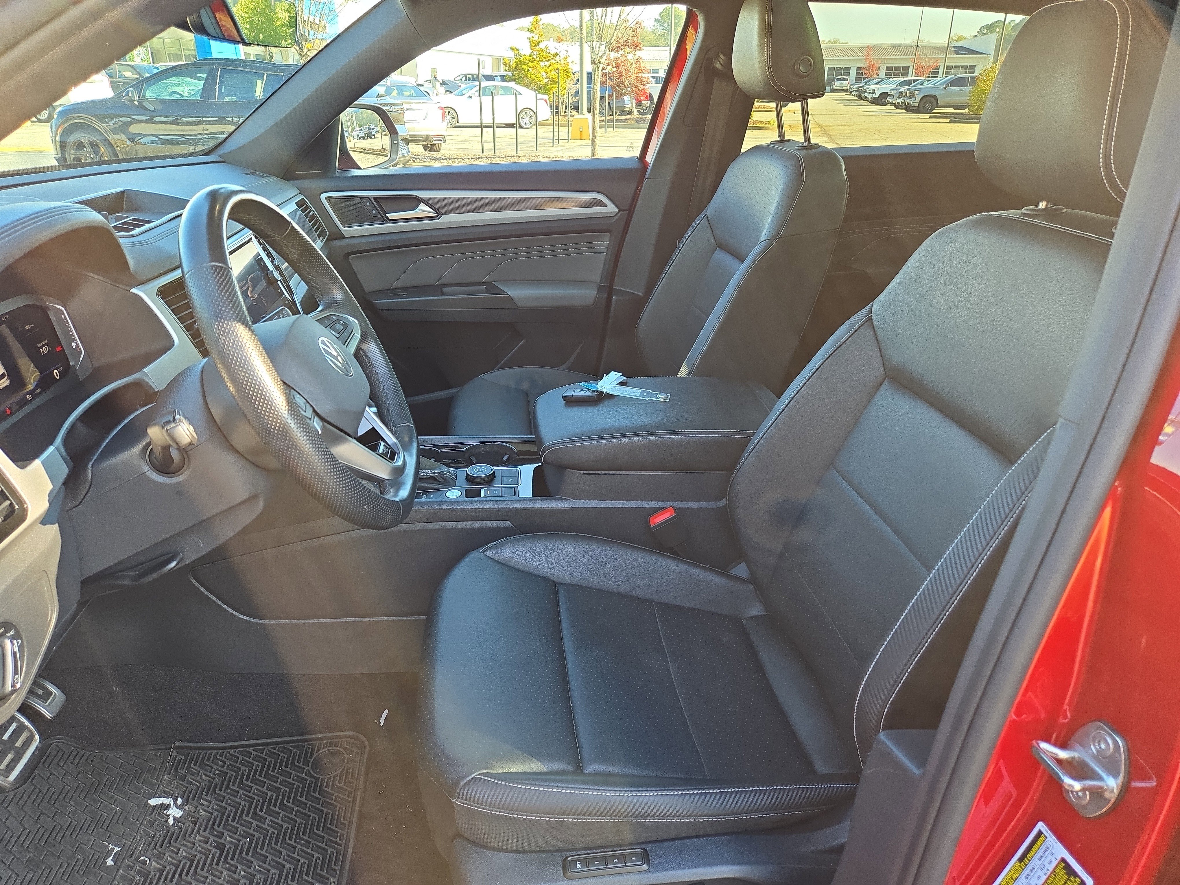 Used 2023 Volkswagen Atlas Cross Sport SEL R-Line image 19