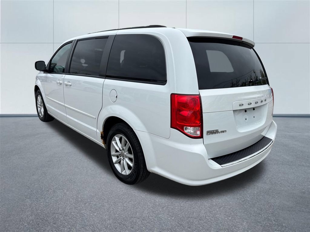 Used 2015 Dodge Grand Caravan SXT FWD image 3