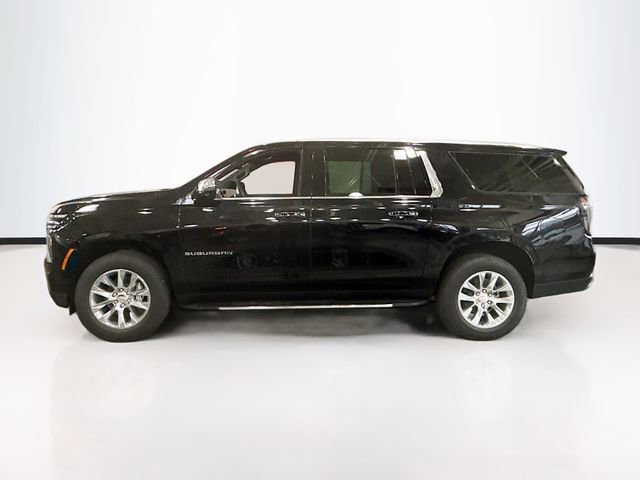 New 2025 Chevrolet Suburban Premier image 9