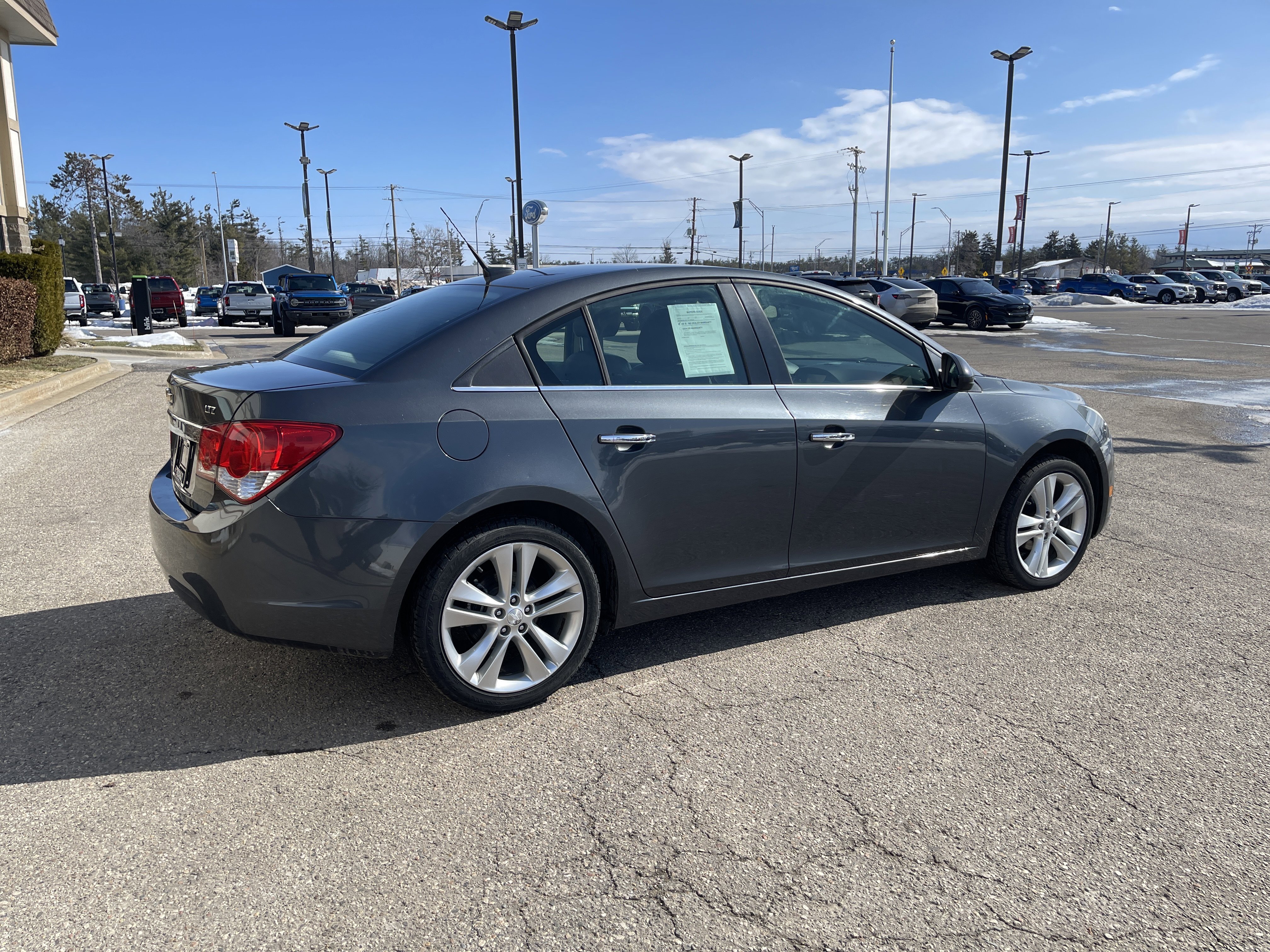 Used 2013 Chevrolet Cruze LTZ image 3