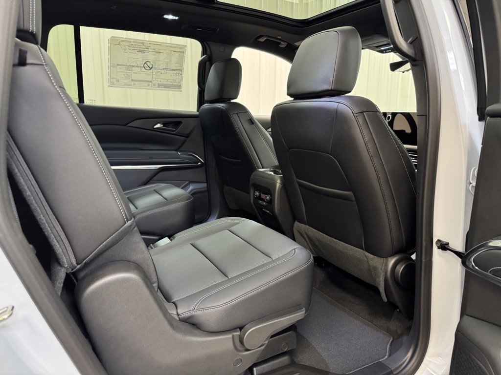 New 2026 Chevrolet Traverse LT w/ Sun and Wheel Package image 26