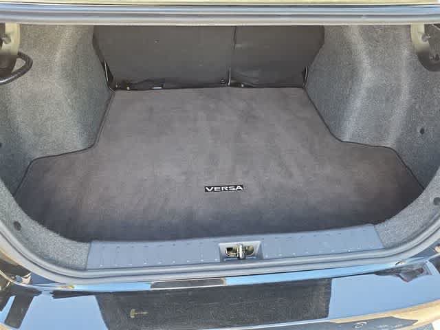 Used 2023 Nissan Versa SV FWD image 46