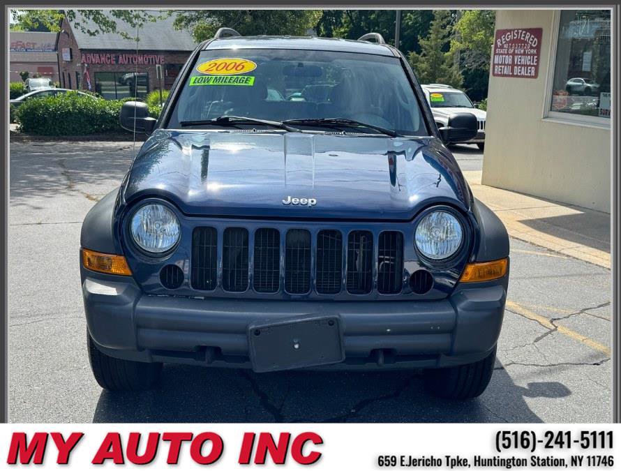 Used 2006 Jeep Liberty Sport w/ Off Road Group AWD/4WD image 2