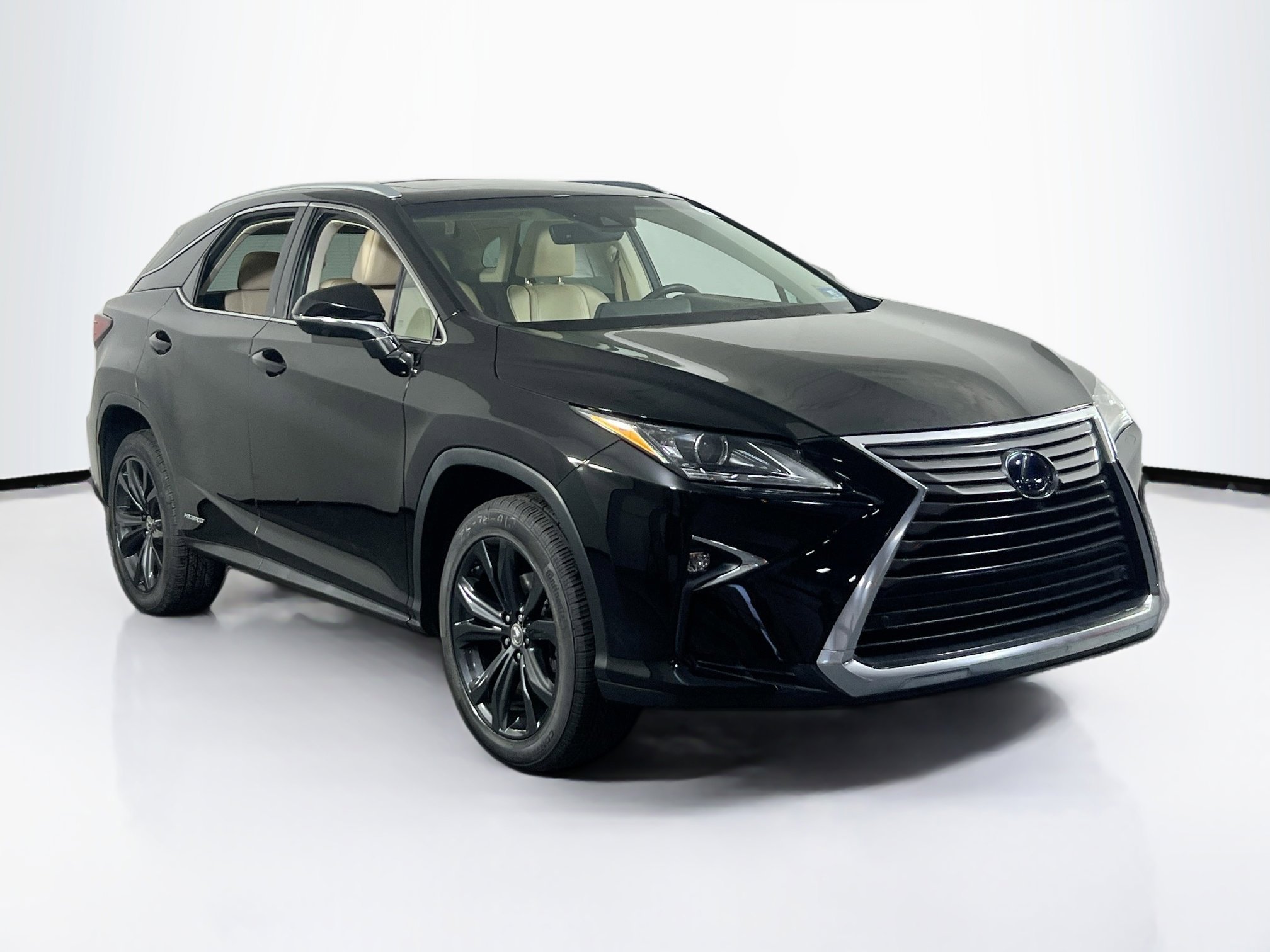 Used 2017 Lexus RX 450h AWD image 3