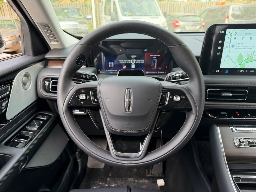 New 2026 Lincoln Aviator Reserve w/ Luxury Package AWD/4WD image 18