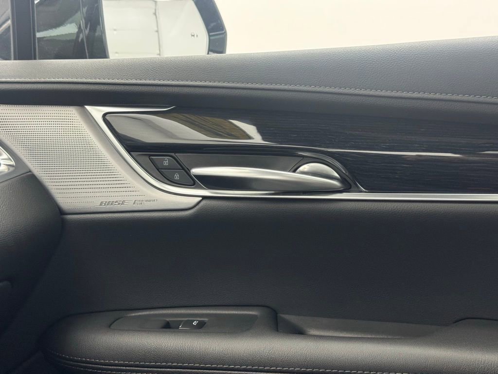 Used 2025 Cadillac XT5 Premium Luxury AWD/4WD image 44