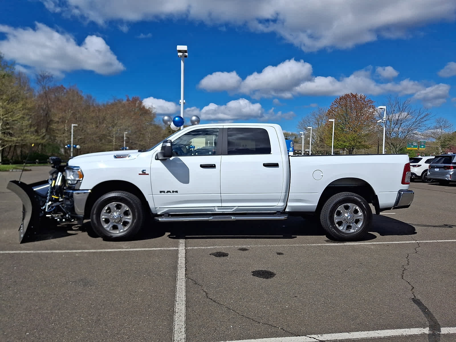Used 2024 RAM 2500 Big Horn AWD/4WD image 8