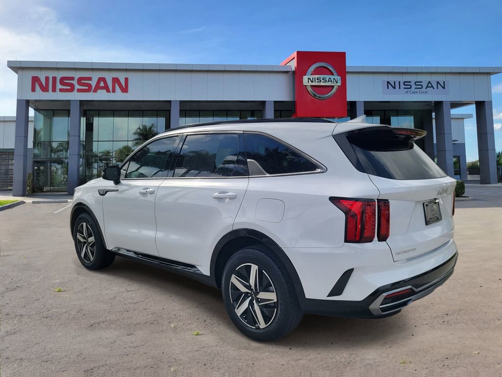 Used 2023 Kia Sorento S image 7