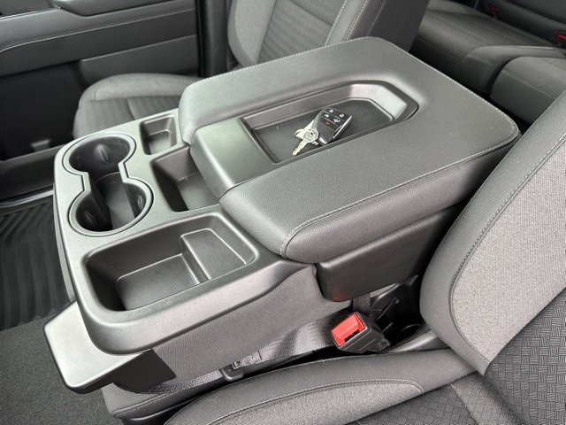 Used 2022 GMC Sierra 1500 Elevation image 11