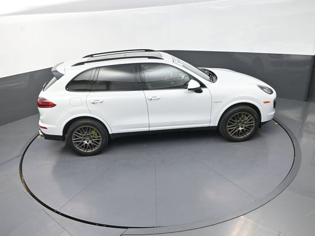 Used 2017 Porsche Cayenne S Platinum AWD/4WD image 18