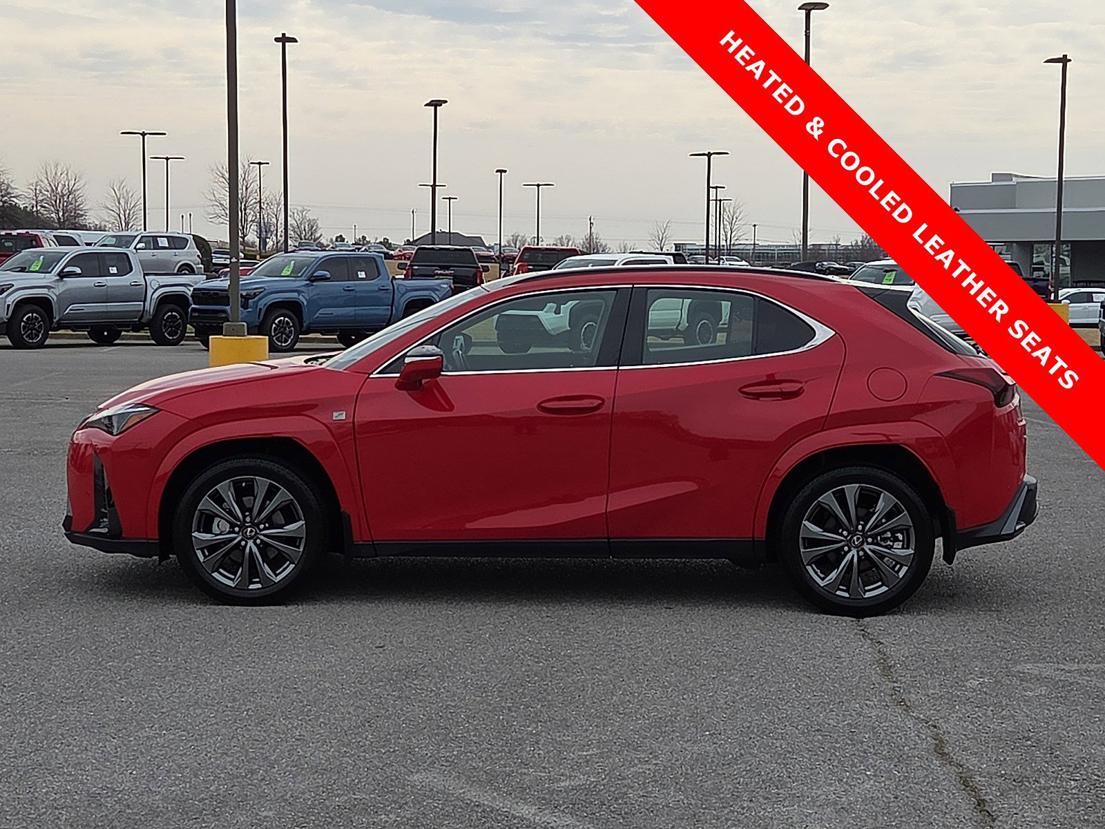 Used 2024 Lexus UX 250h F Sport image 3