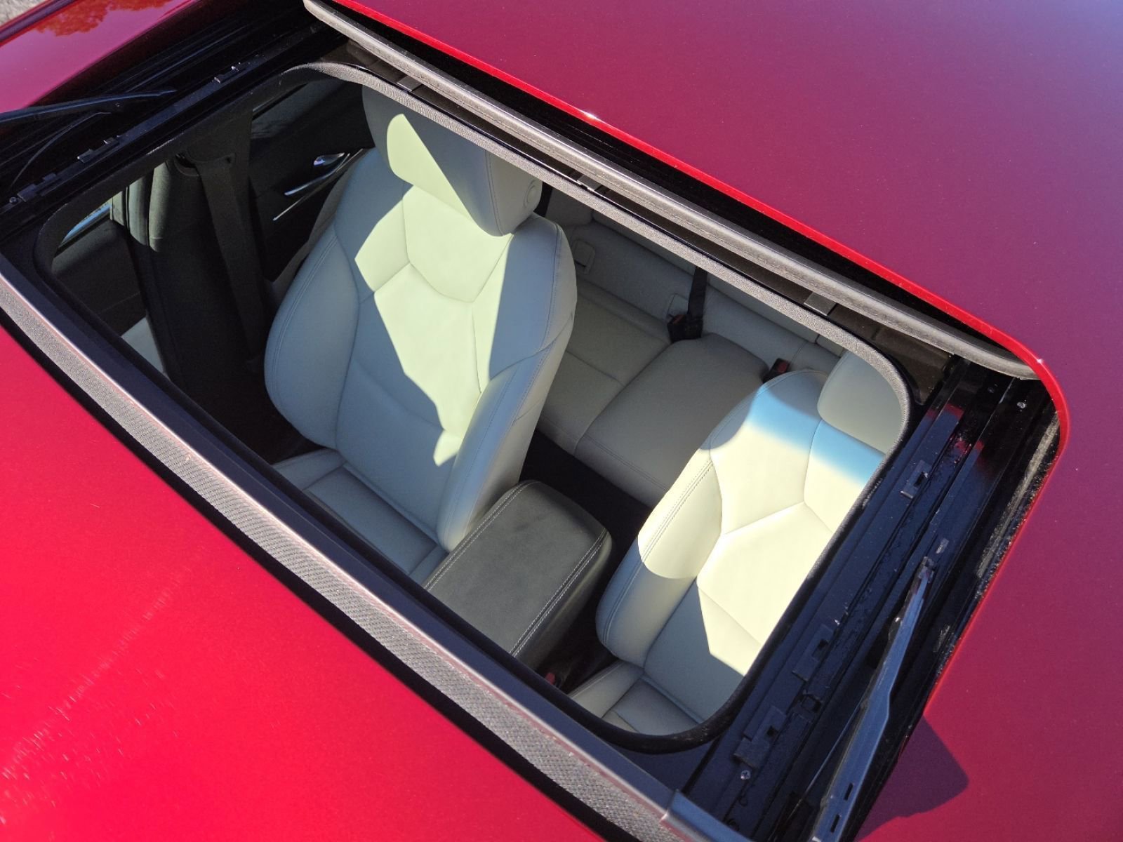 Used 2023 Cadillac CT4 Luxury w/ Sun And Sound Package image 3