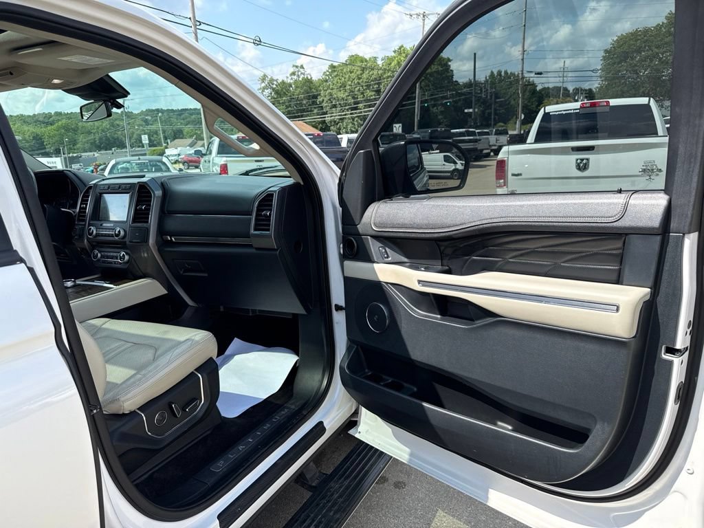 Used 2018 Ford Expedition Max Platinum AWD/4WD image 49