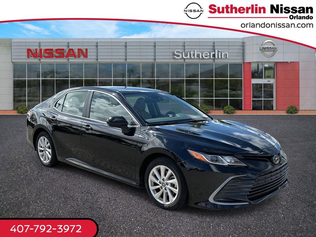 Used 2024 Toyota Camry LE image 1