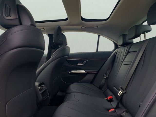 Used 2025 Mercedes-Benz E 350 Sedan w/ Winter Package image 7