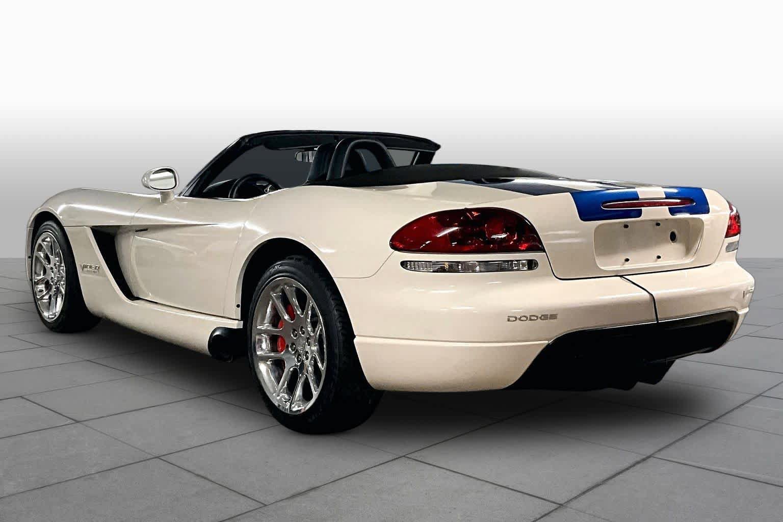 Used 2005 Dodge Viper SRT-10 image 11