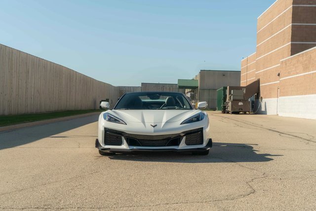 Used 2025 Chevrolet Corvette Z06 w/ Z07 Performance Package image 28