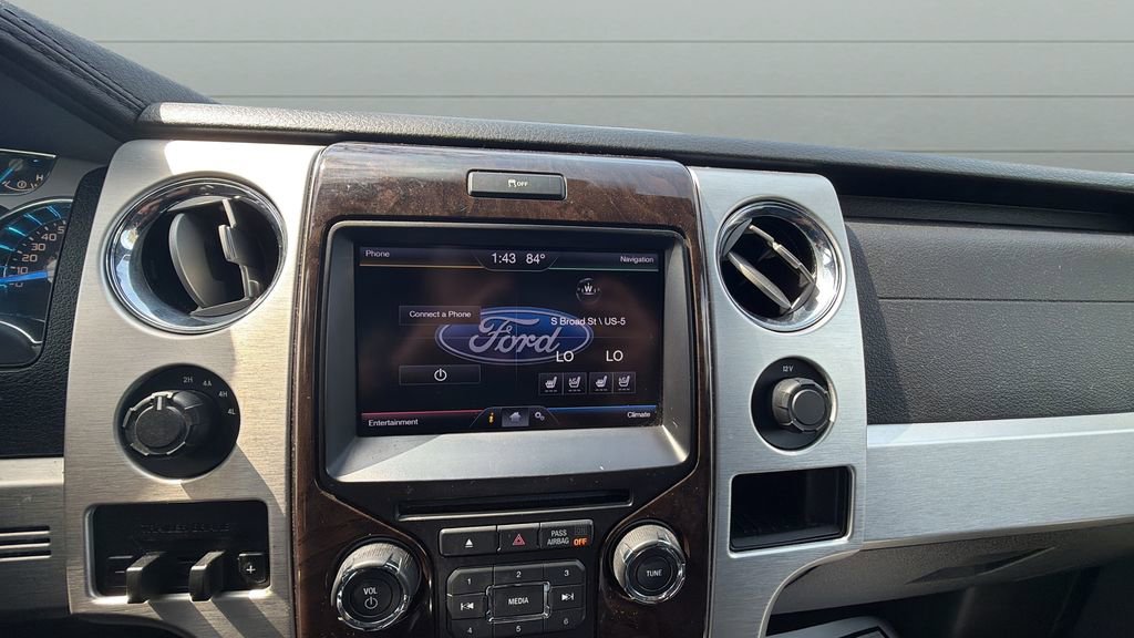 Used 2013 Ford F150 Platinum AWD/4WD image 19