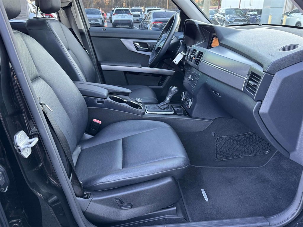 Used 2010 Mercedes-Benz GLK 350 4MATIC image 12