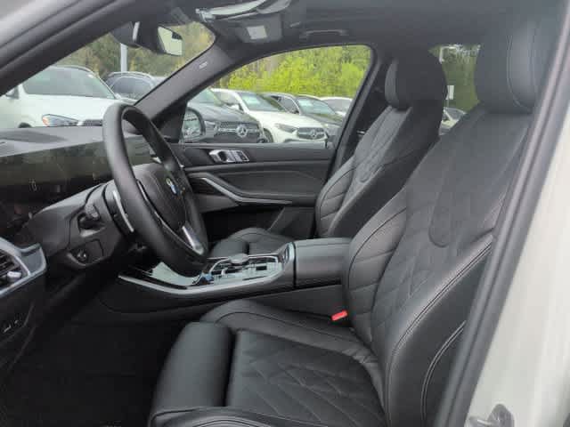 Used 2026 BMW X5 xDrive40i AWD/4WD image 16
