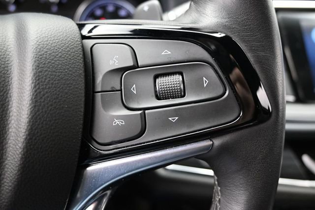 Used 2023 Buick Enclave Essence FWD image 31
