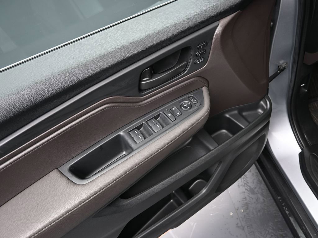 Used 2023 Honda Odyssey EX-L image 15