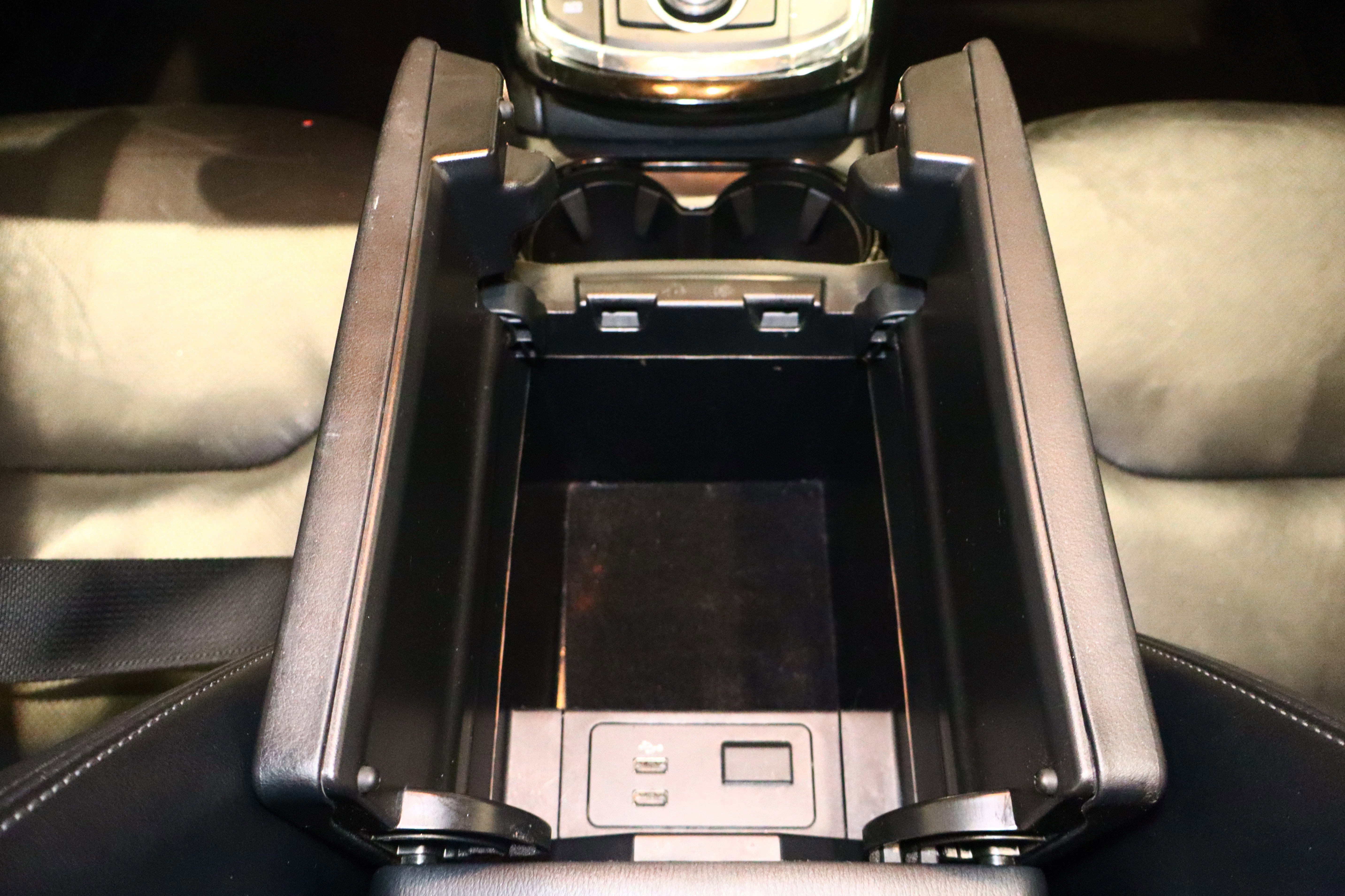 Used 2023 MAZDA CX-9 Touring image 25