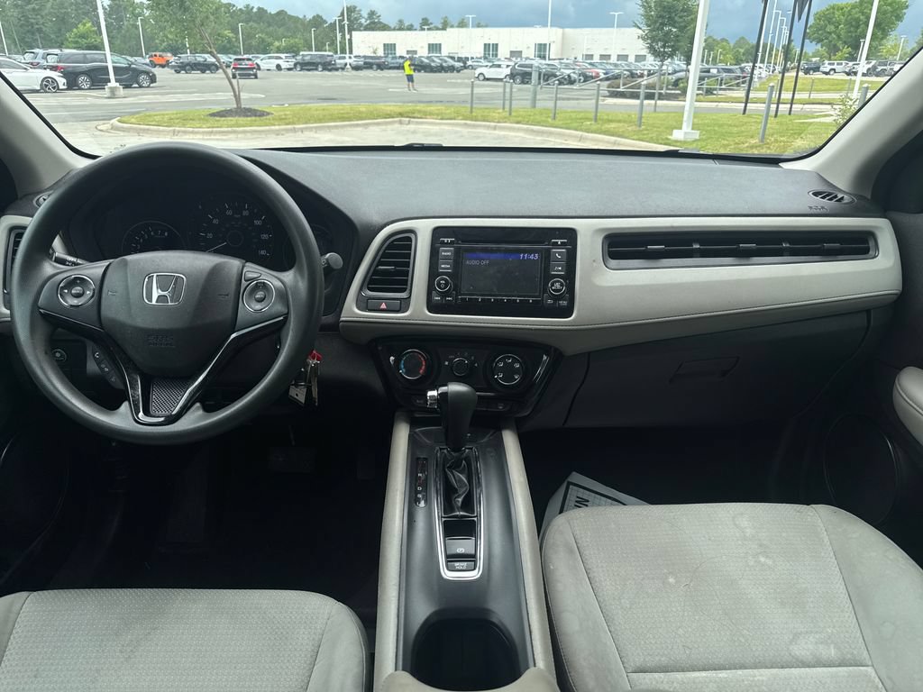 Used 2020 Honda HR-V LX image 16