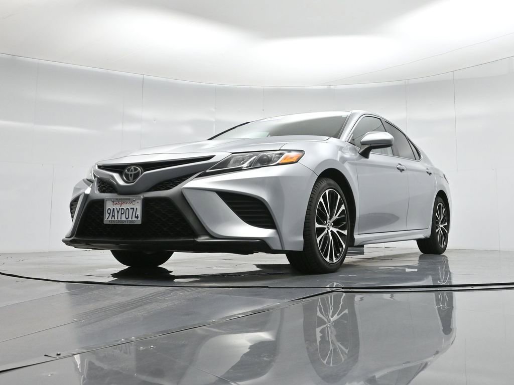 Used 2020 Toyota Camry SE image 42