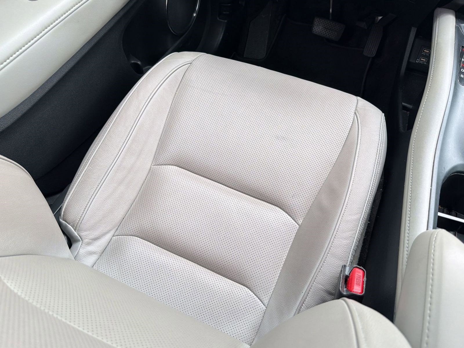 Used 2022 Honda HR-V EX-L image 30