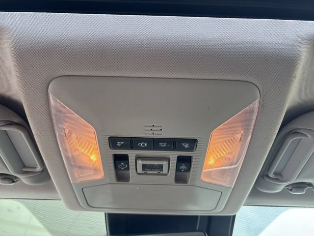 Used 2019 Toyota RAV4 Limited w/ Advanced Technology Package AWD/4WD image 23