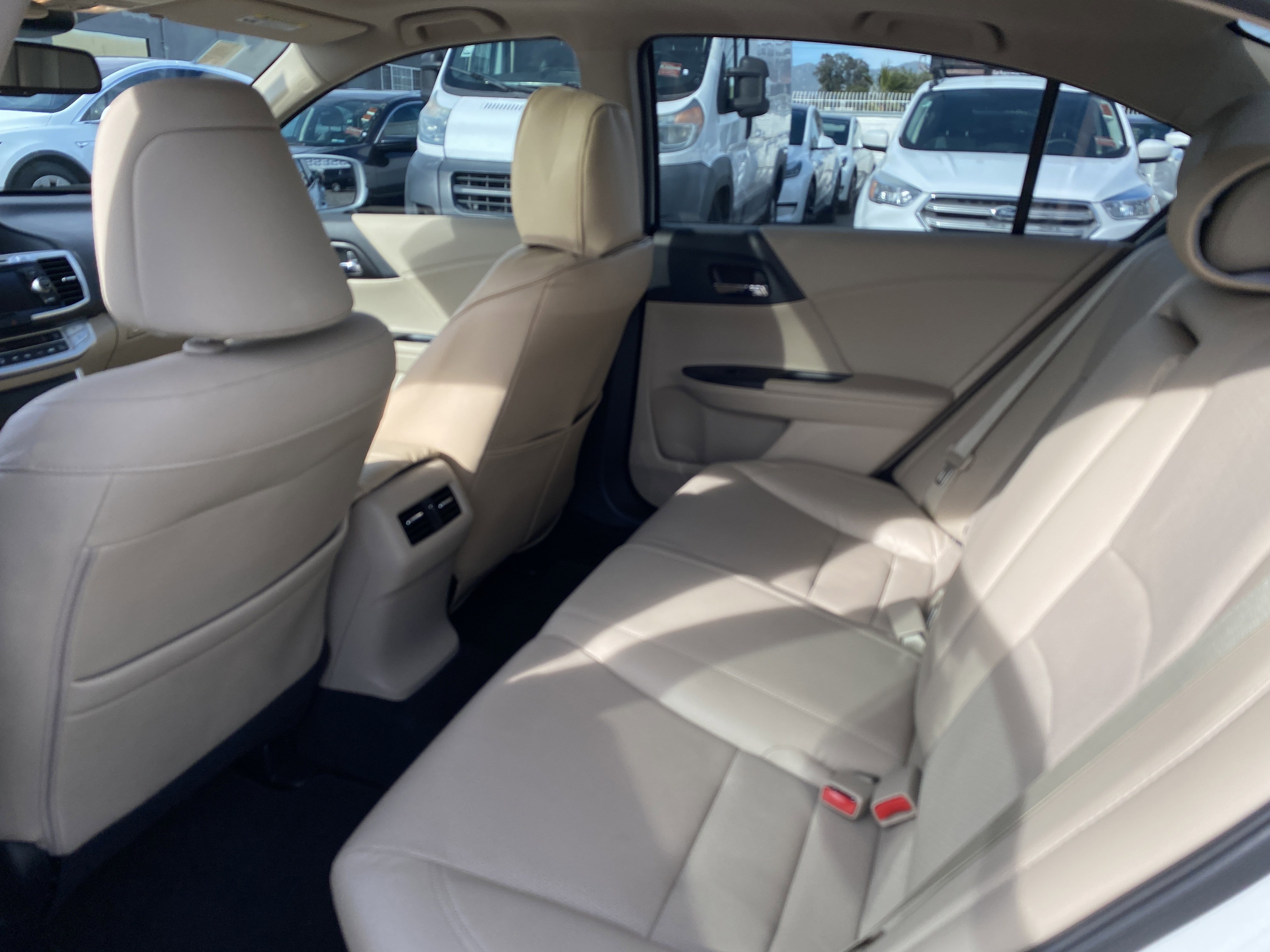 Used 2015 Honda Accord EX-L image 18