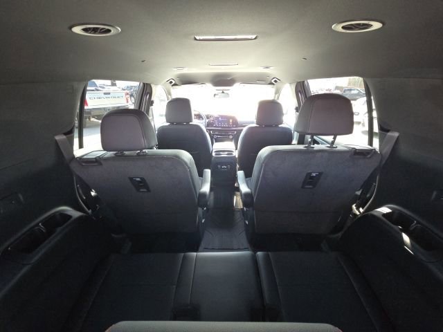 Used 2024 Chevrolet Traverse Z71 image 15